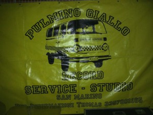 Pulmino Giallo Records